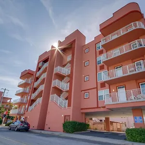  Apartment Americana Princess Suites/condos United States